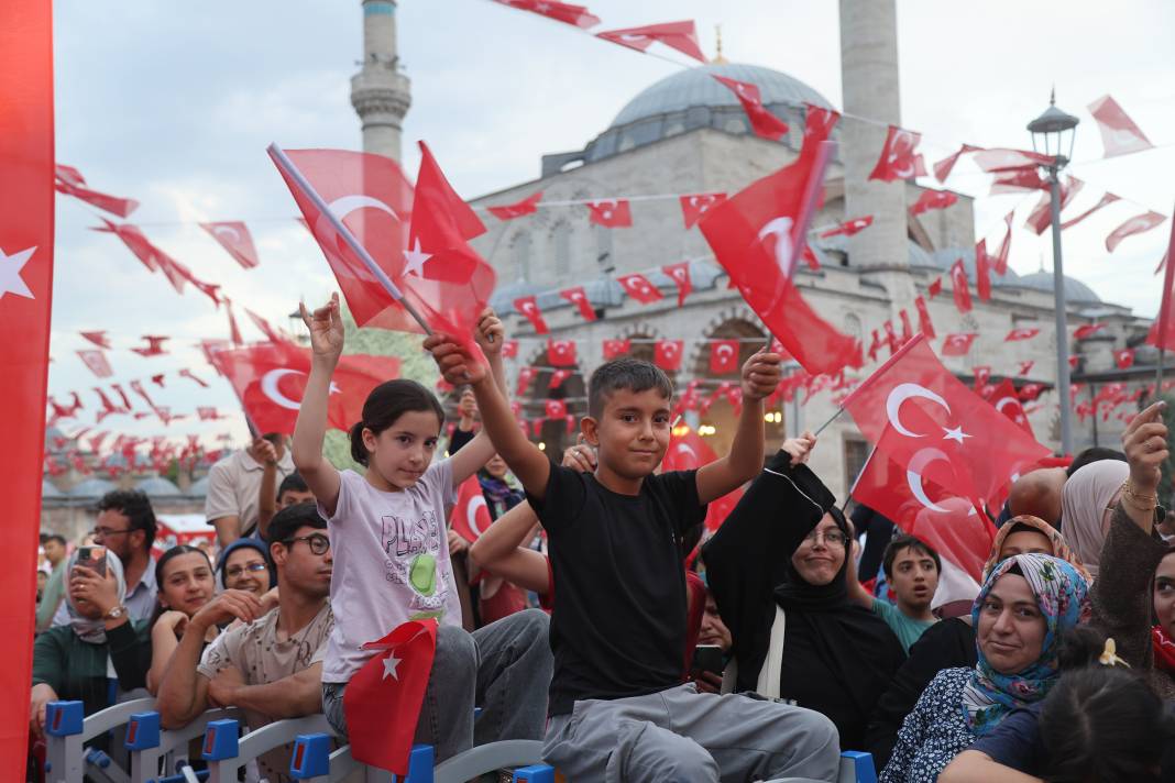 Konya, 15 Temmuz Şehitlerini Mevlana Meydanı’nda andı 10